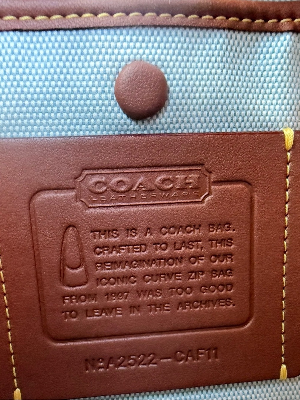 🩵Coach curve Zip Bag CA411🩵 - Picture 12 of 12